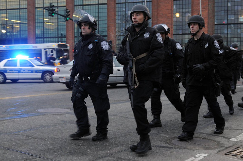 Illustration for article titled Scenes From The Watertown Manhunt